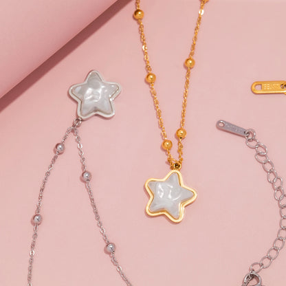 Luna Star Pendant Necklace