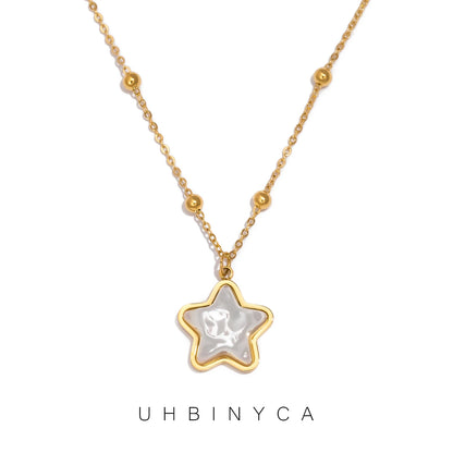Luna Star Pendant Necklace