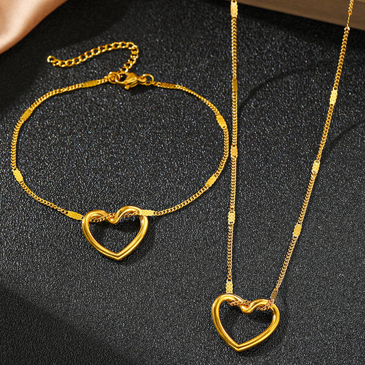 Amora Heart Necklace Set